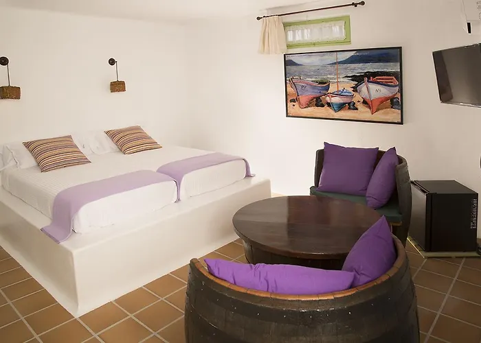 Hotelito La Era Bed & Breakfast
