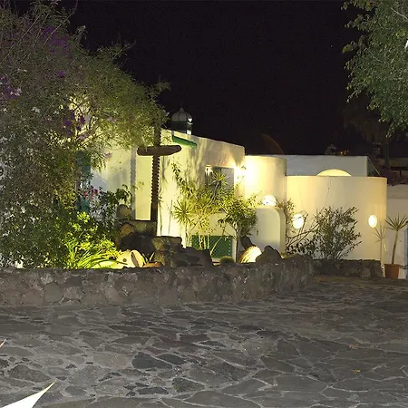 Hotelito La Era Oda ve Kahvaltı Yaiza (Lanzarote)